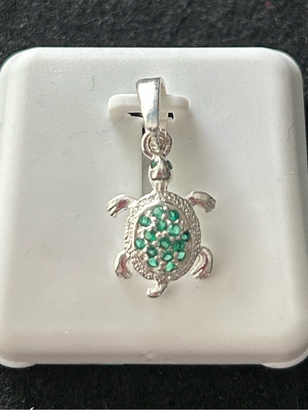 925 Silver Turtle Pendant with Green Gem Accents NWT